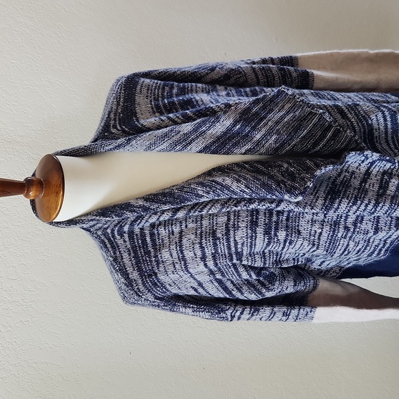 griffen Cashmere Sweater Cardigan - Picture 2 of 7